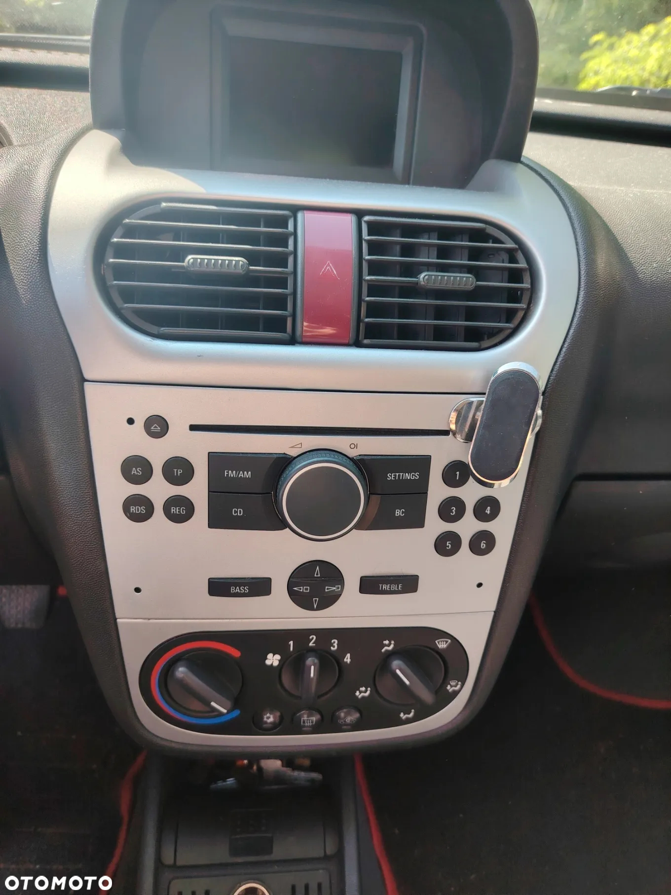 Opel Corsa 1.0 12V Cosmo - 7