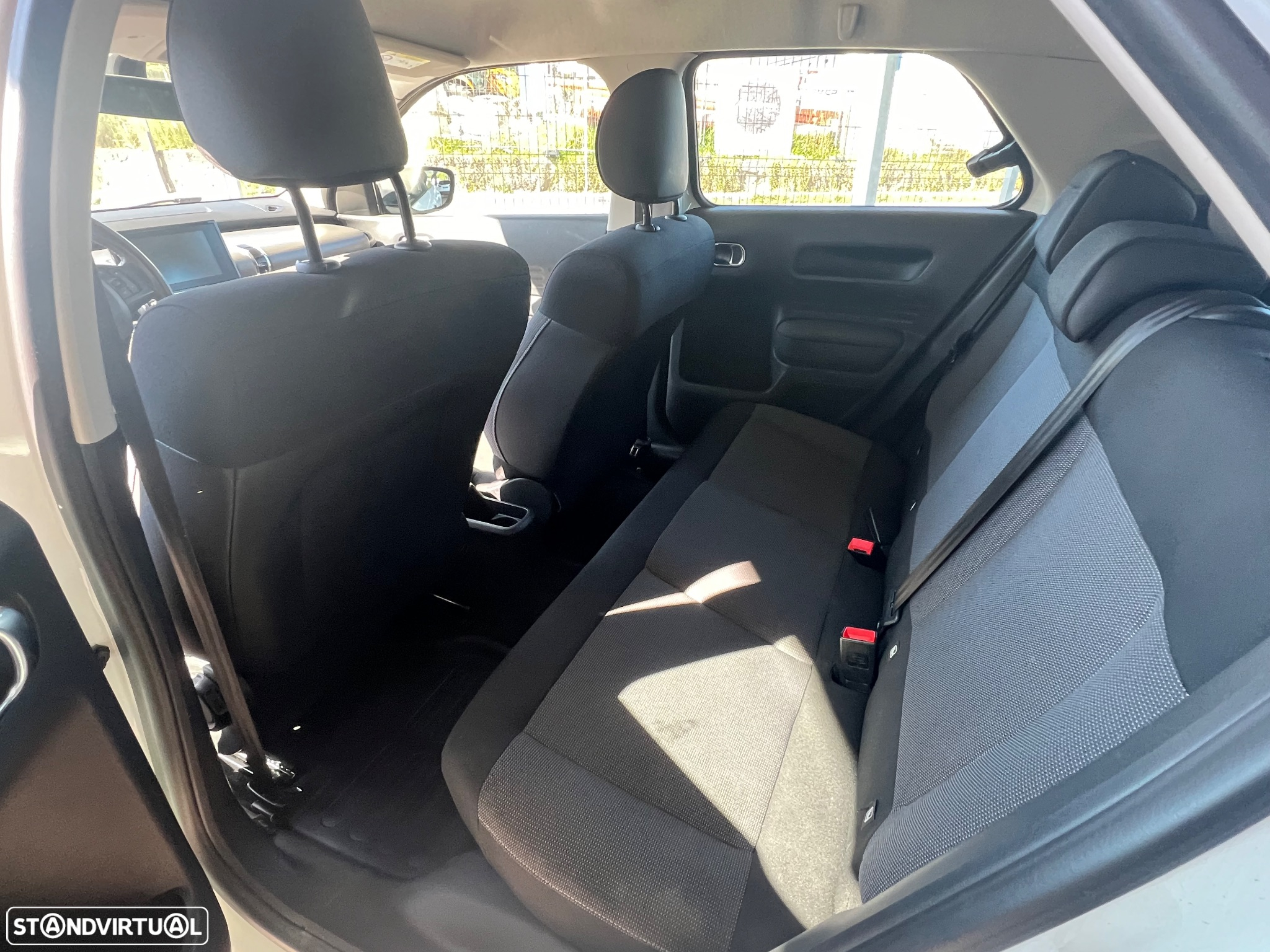 Citroën C4 Cactus 1.6 BlueHDi Feel Ed.Silver - 14