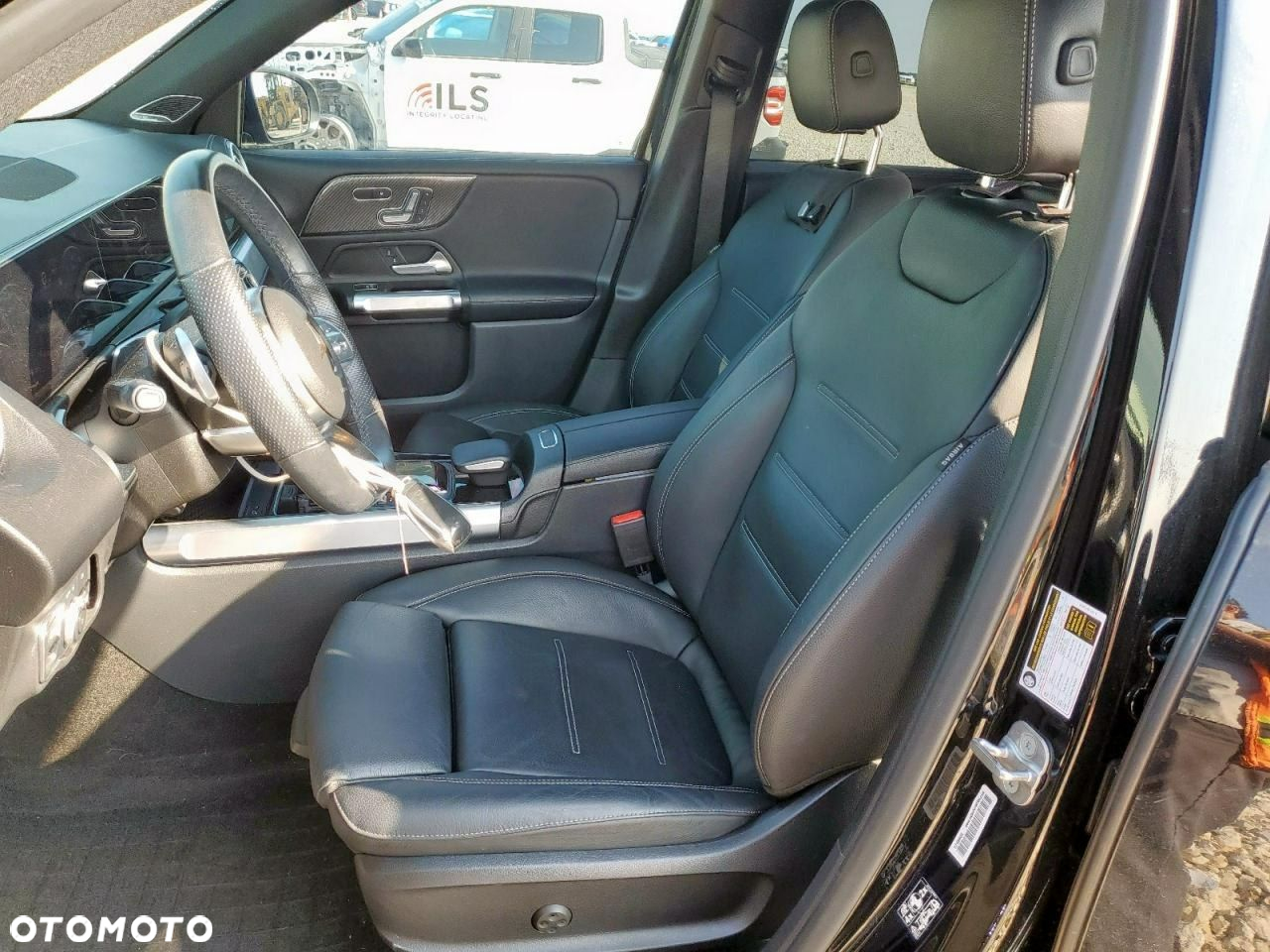 Mercedes-Benz GLB - 10