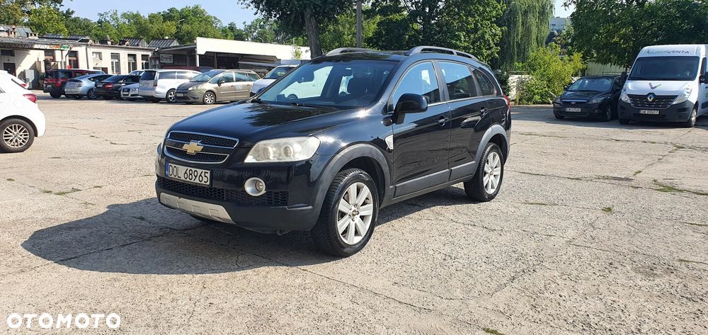 Chevrolet Captiva 2.4 LS 5os - 3