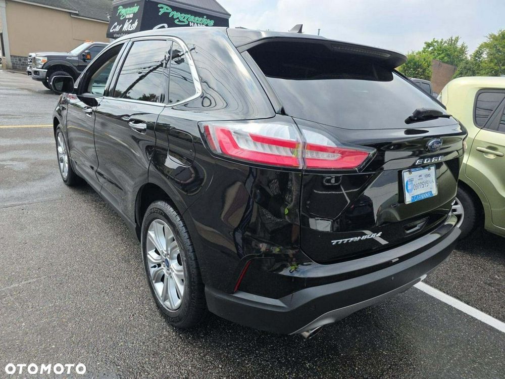 Ford Edge - 4