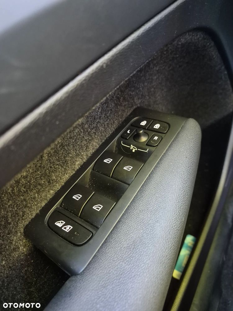 Volvo XC 40 B3 Core - 15