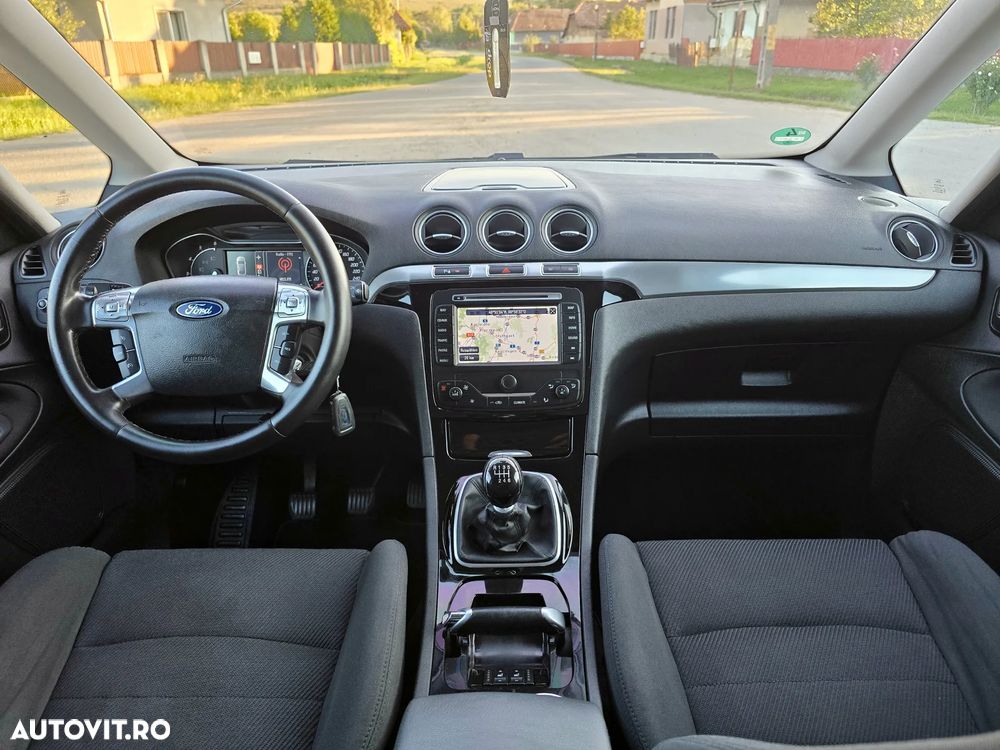 Ford Galaxy 2.0 TDCi DPF Titanium - 17