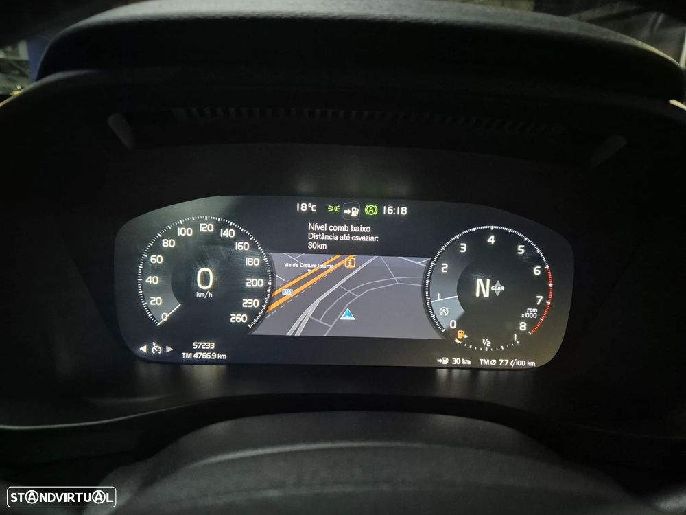 Volvo XC 40 1.5 T2 Momentum - 5
