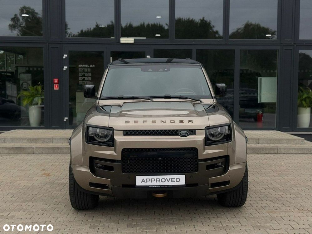 Land Rover Defender - 3