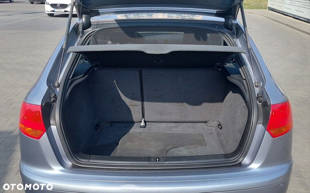 Audi A3 Sportback - 12