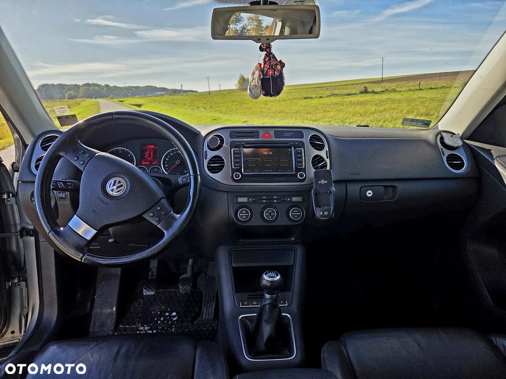 Volkswagen Tiguan - 3