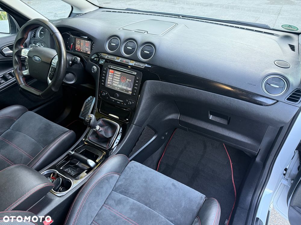 Ford S-Max - 19