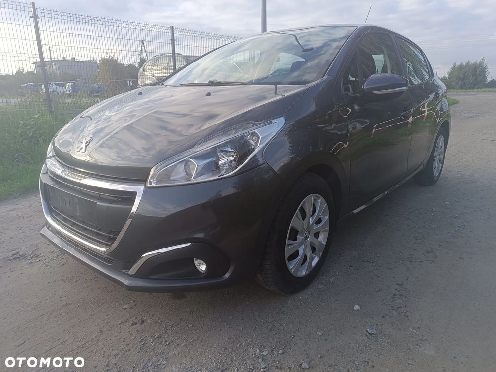 Peugeot 208 - 39