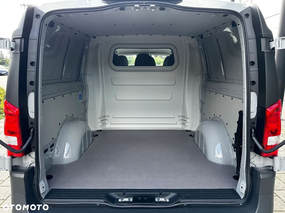 Mercedes-Benz Vito - 28