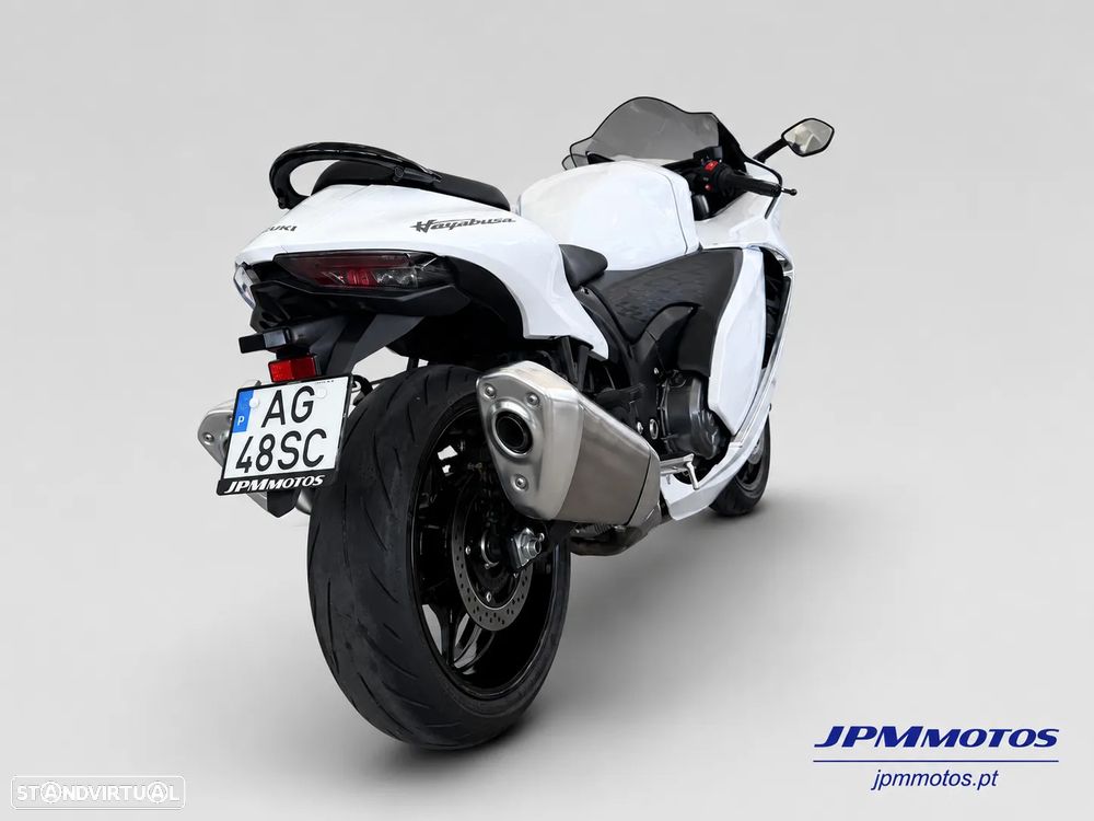 Suzuki Hayabusa GSXR1300 - 4