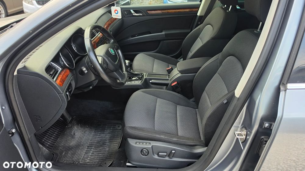 Skoda Superb 2.0 TDI DSG Elegance - 15