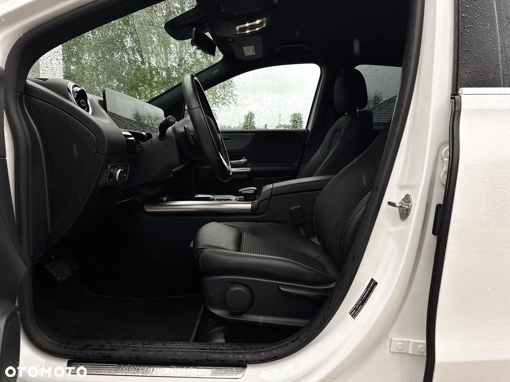 Mercedes-Benz Klasa B 200 d 8G-DCT - 38