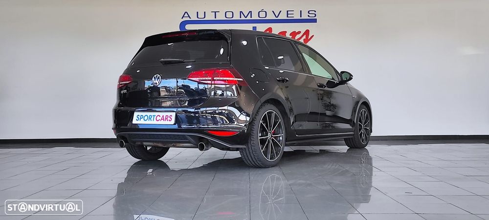 VW Golf - 2