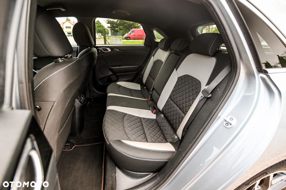 Kia Ceed 1.0 T-GDI ISG GT Line - 25