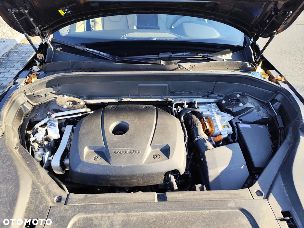 Volvo XC 90 T8 AWD Plug-In Hybrid Plus Bright 7os - 25