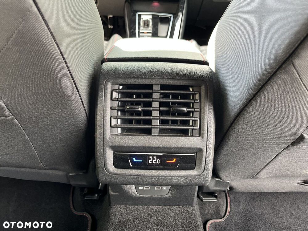 Volkswagen Golf 2.0 TSI GTI DSG - 37