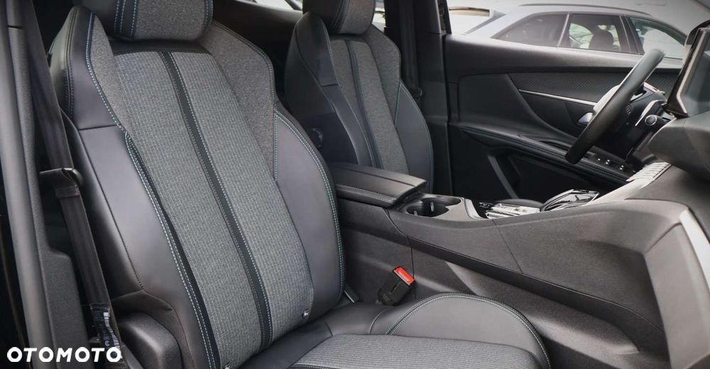 Peugeot 3008 - 17