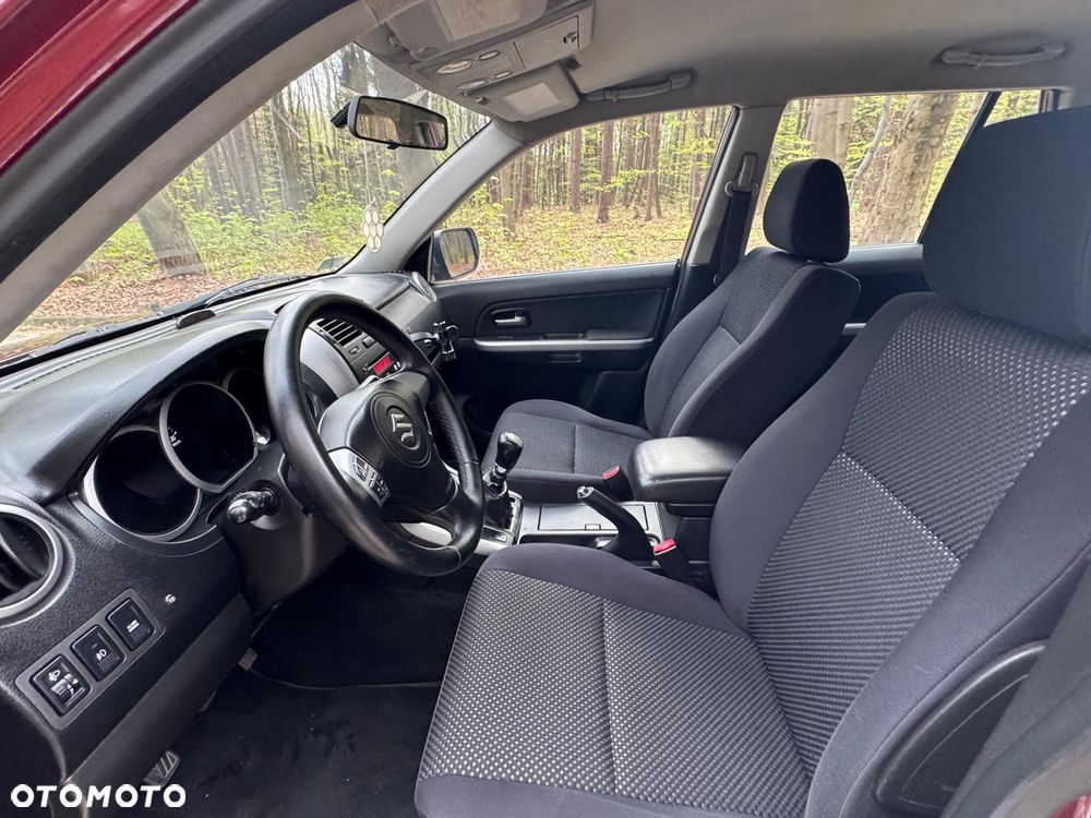 Suzuki Grand Vitara - 20