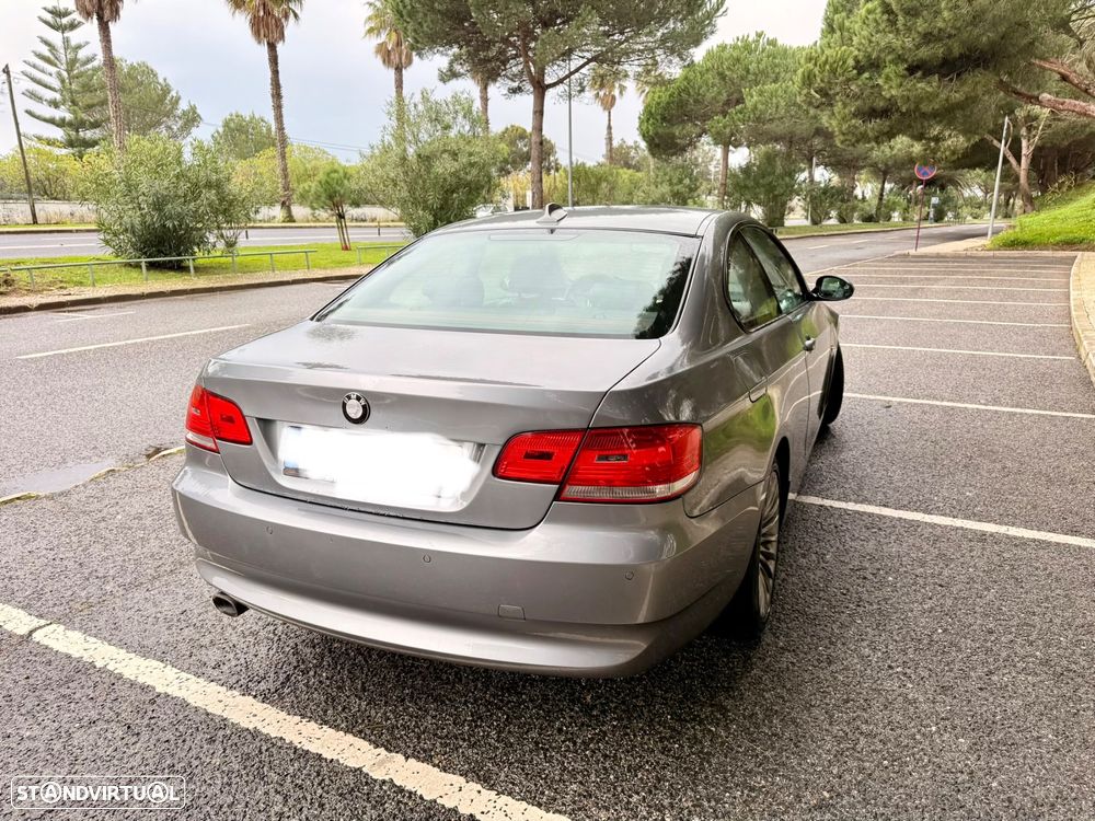 BMW 320 d Coupe Auto - 10