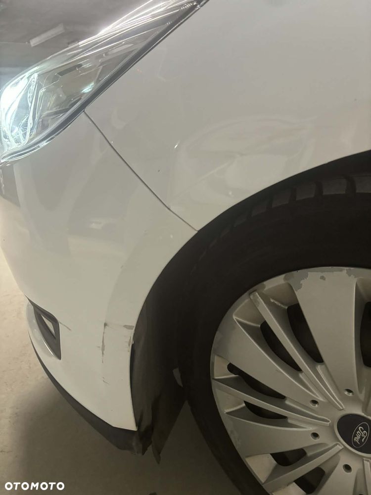 Ford Focus 1.5 TDCi SYNC Edition - 4