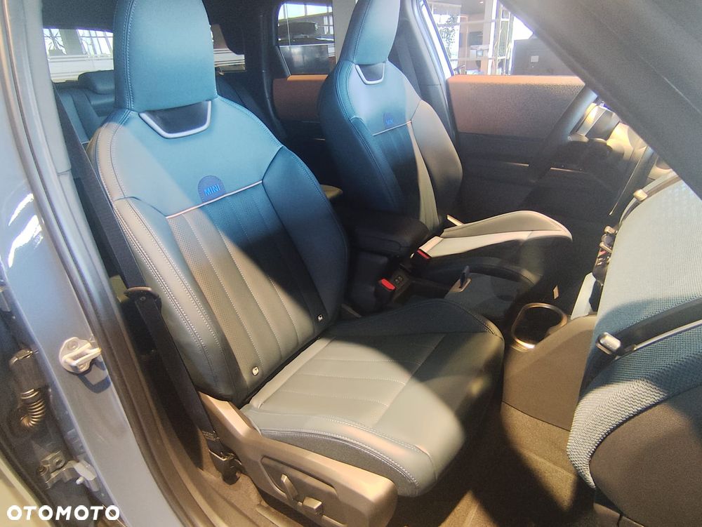 MINI Countryman S ALL4 mHEV Linia Favoured - 19