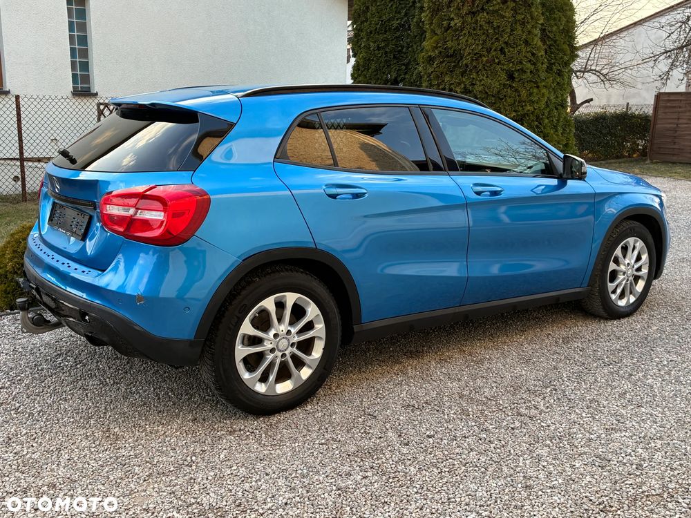 Mercedes-Benz GLA 200 (CDI) d 4Matic 7G-DCT Urban - 20