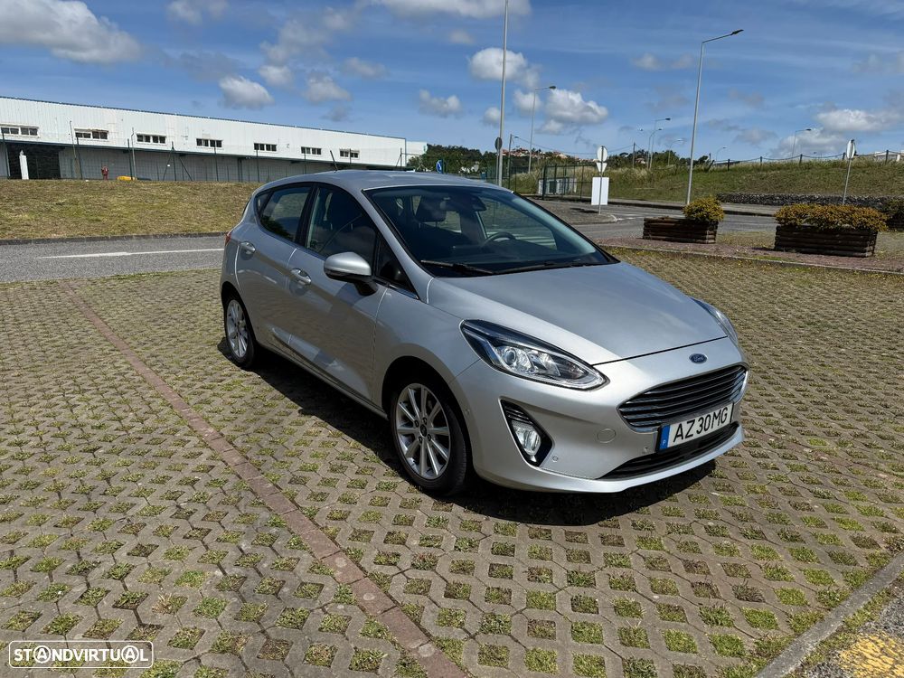 Ford Fiesta 1.0 EcoBoost Powershift Titanium - 1