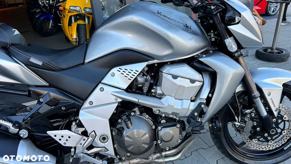 Kawasaki Z - 13