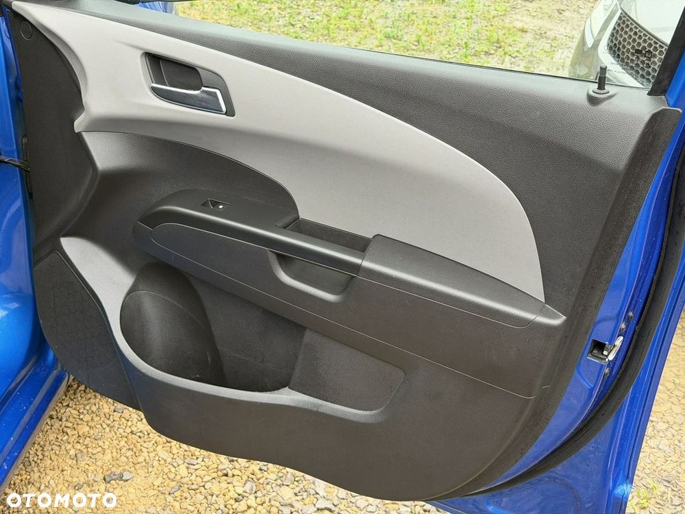 Chevrolet Aveo - 19