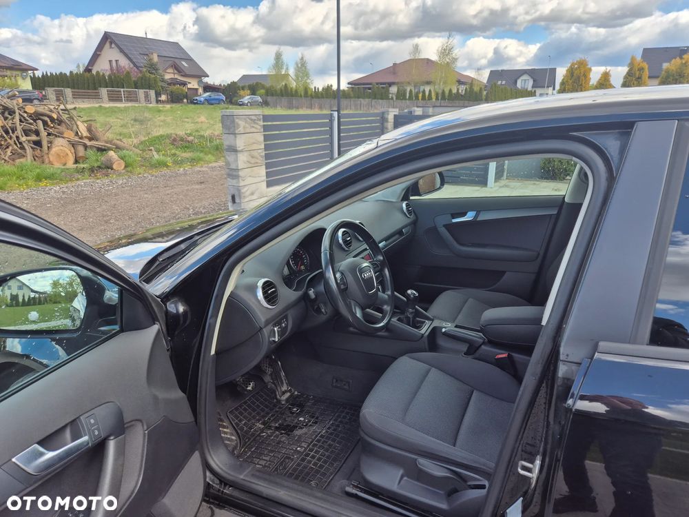 Audi A3 Sportback 1.6 Attraction - 8