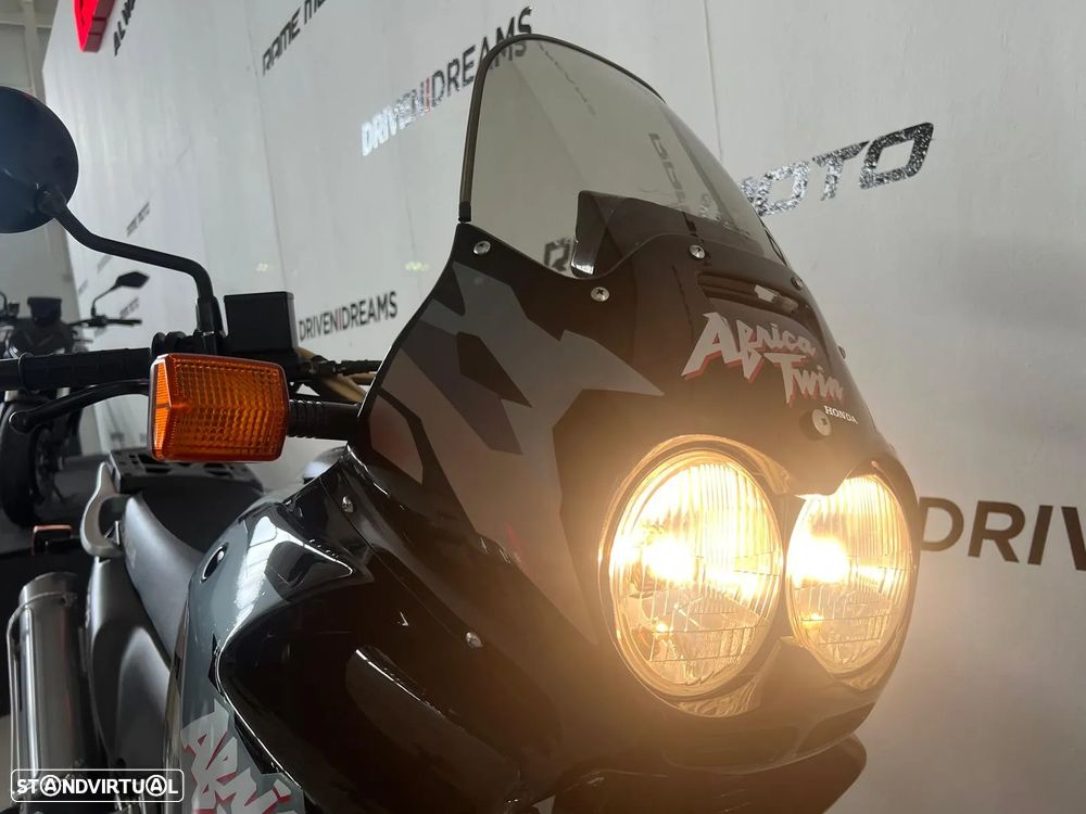Honda Africa Twin 750 - 7