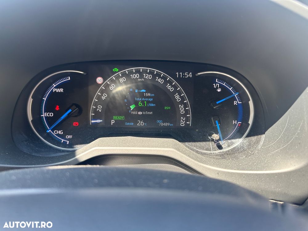 Toyota RAV4 - 10
