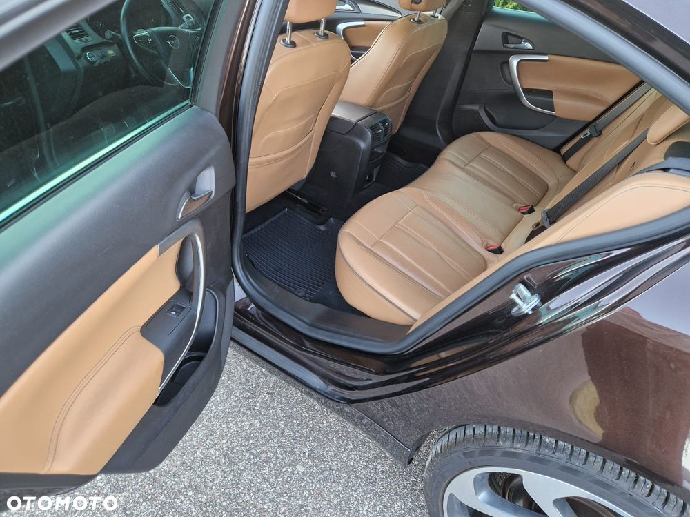 Opel Insignia - 31