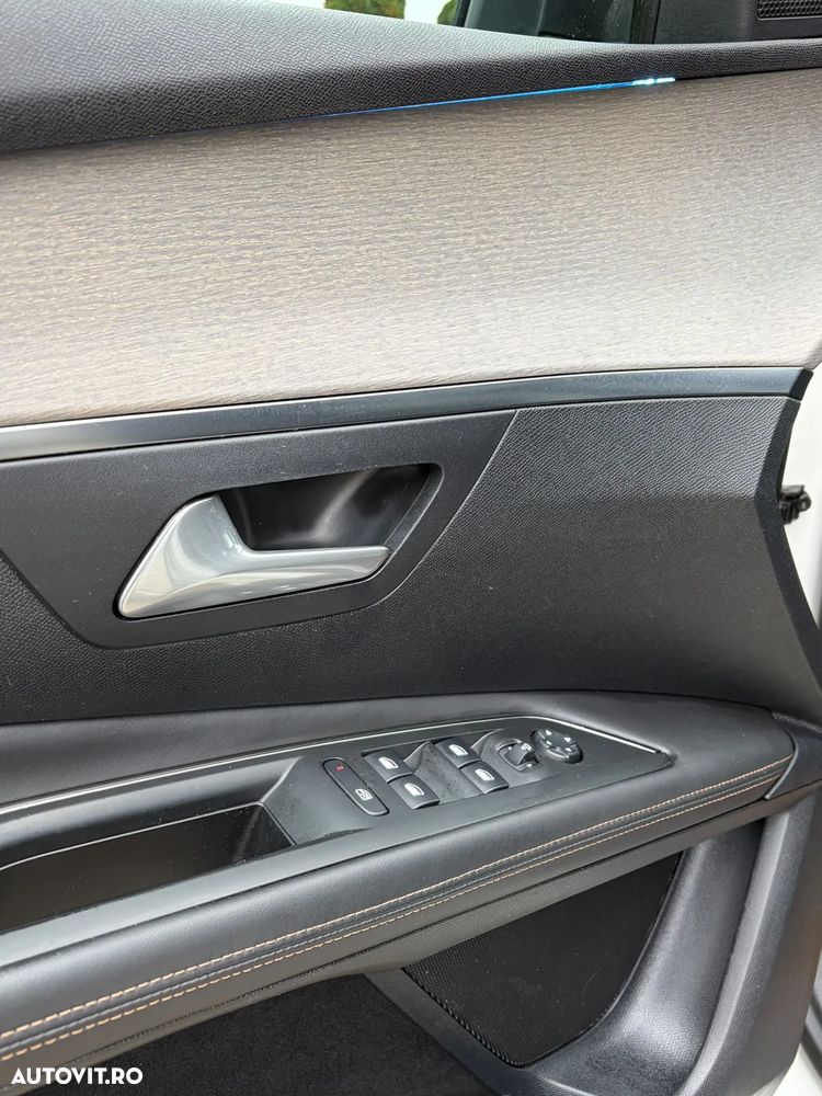 Peugeot 3008 BlueHDi 180 Stop & Start EAT6 GT - 21