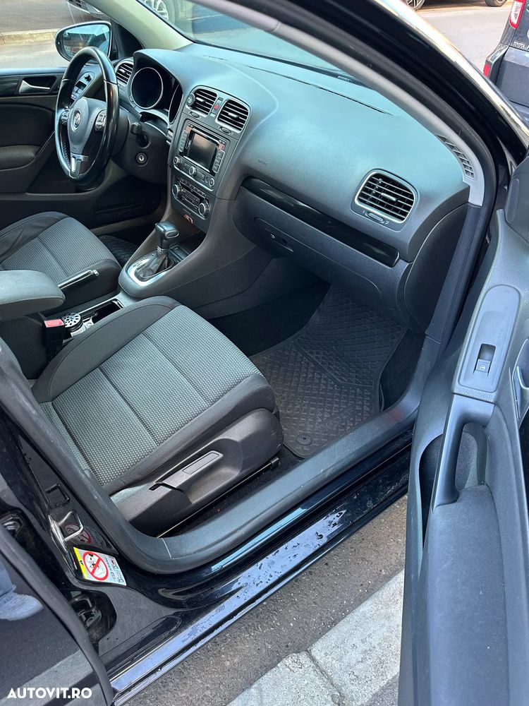 Volkswagen Golf 2.0 TDI Comfortline DPF DSG - 10