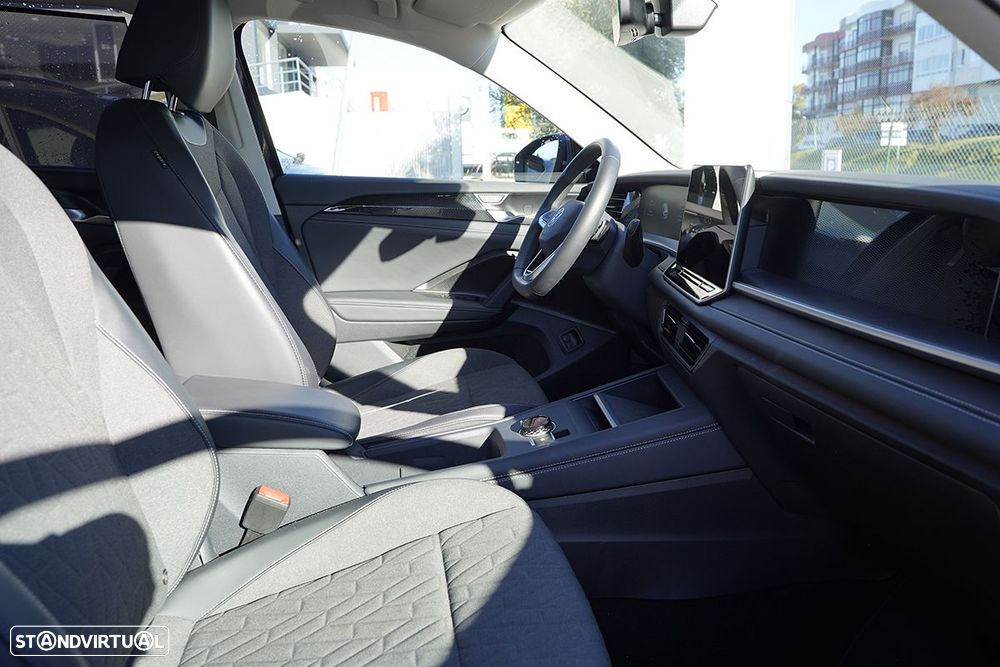 VW Tayron 1.5 eTSI Urban DSG - 22