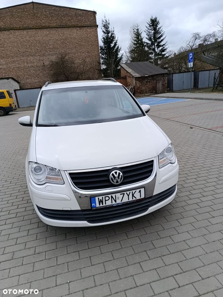 Volkswagen Touran 1.6 - 1