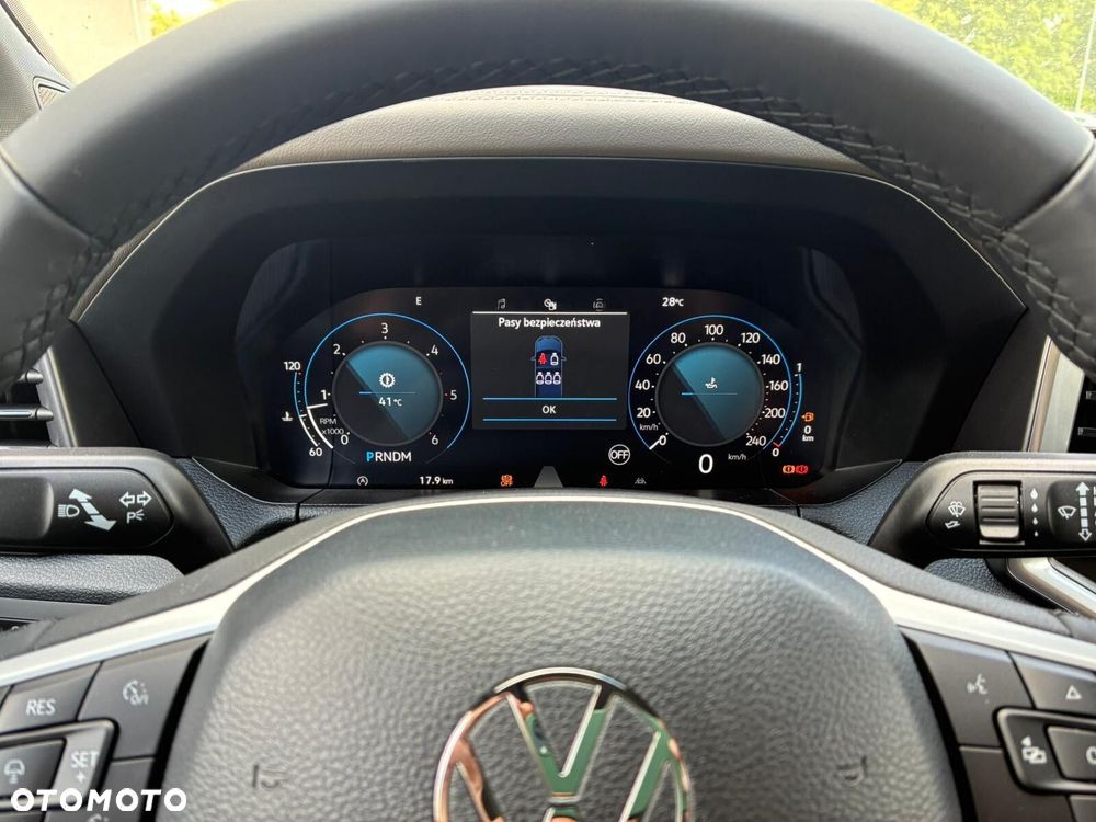 Volkswagen Amarok - 20