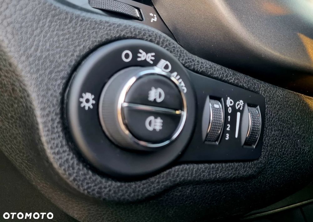 Fiat 500X 1.3 FireFly Turbo DCT 4x2 S&S Sport - 27