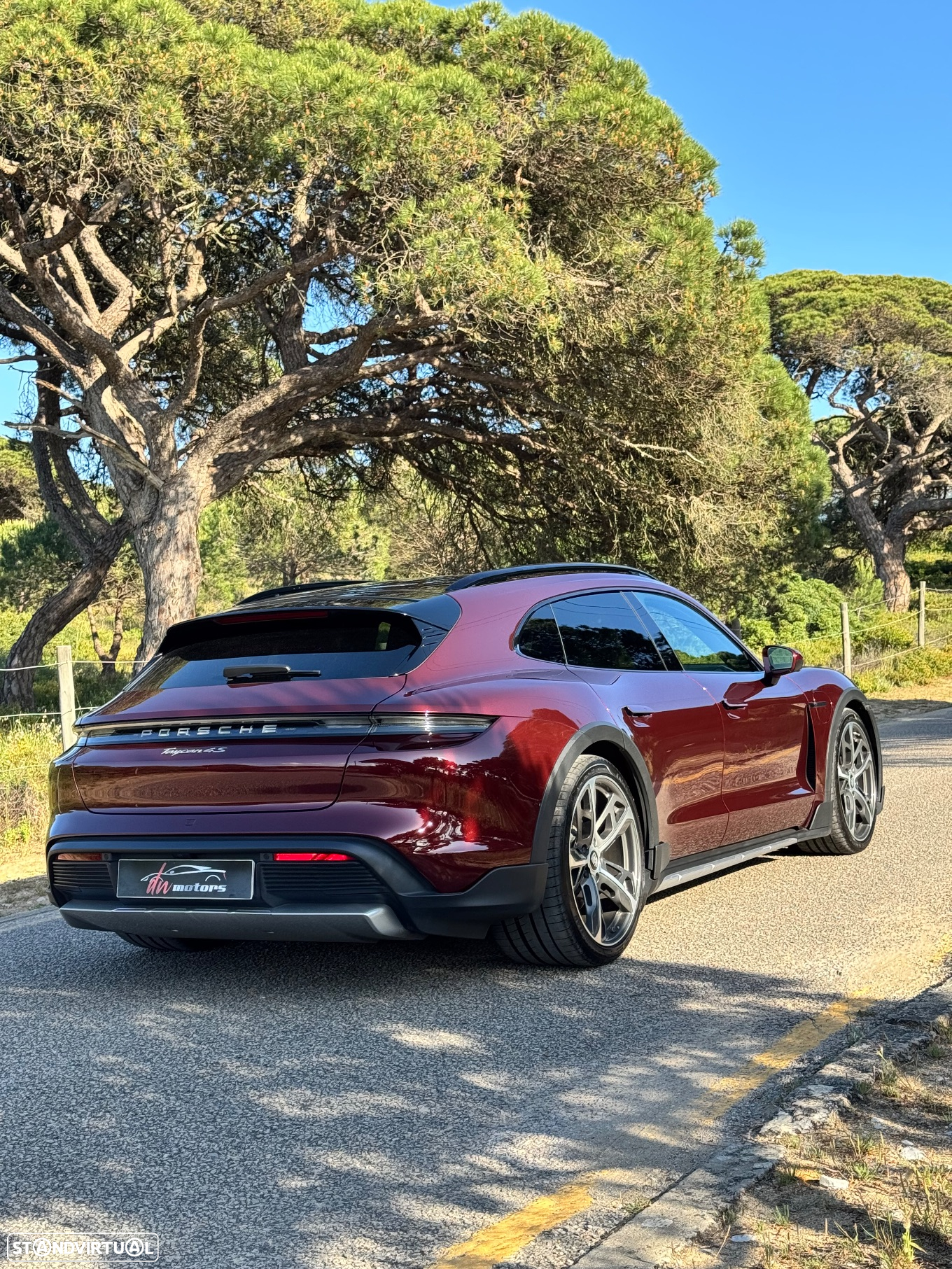 Porsche Taycan Cross Turismo 4S - 5