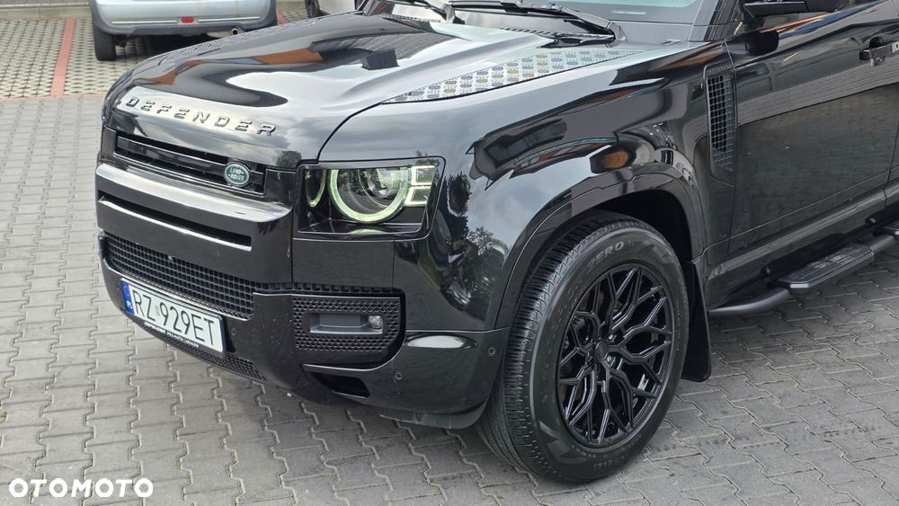 Land Rover Defender - 13