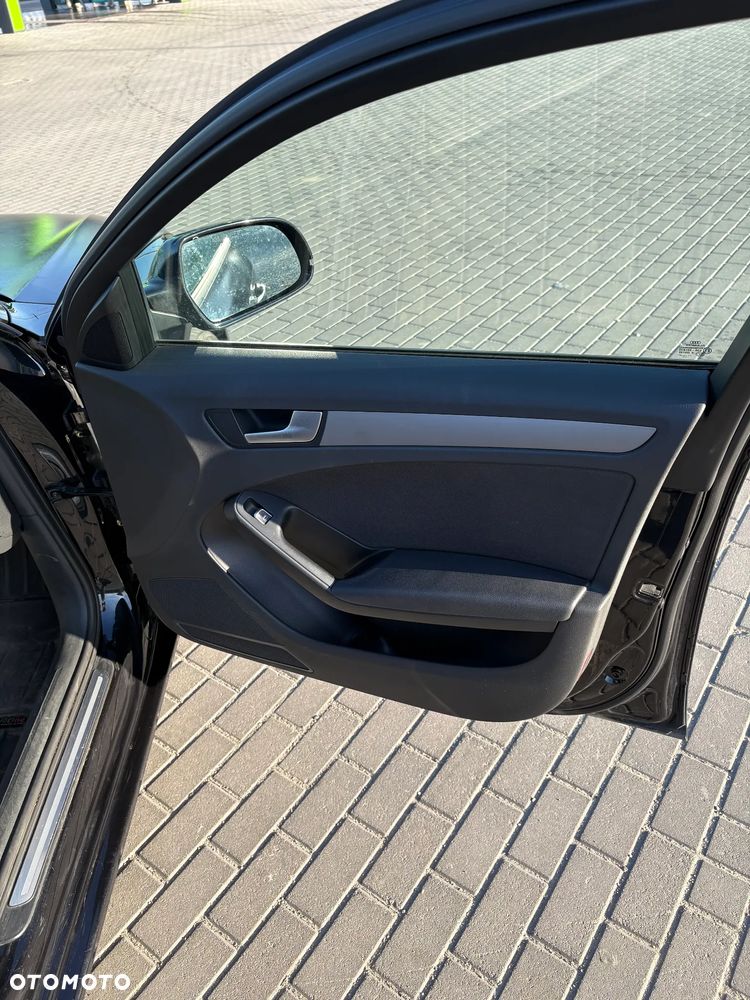 Audi A4 Limousine 2.0 TDI Quattro S tronic - 13