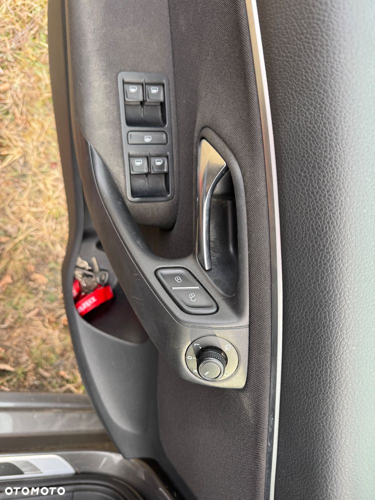 Volkswagen Polo - 16