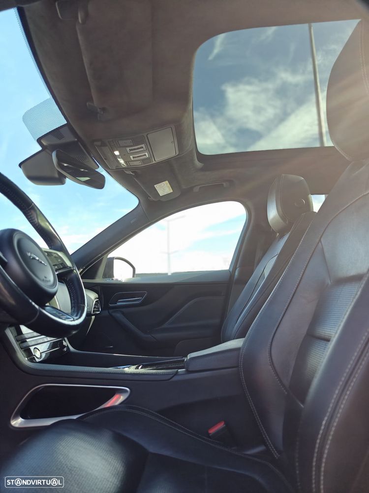 Jaguar F-Pace 20d Aut. R-Sport - 11