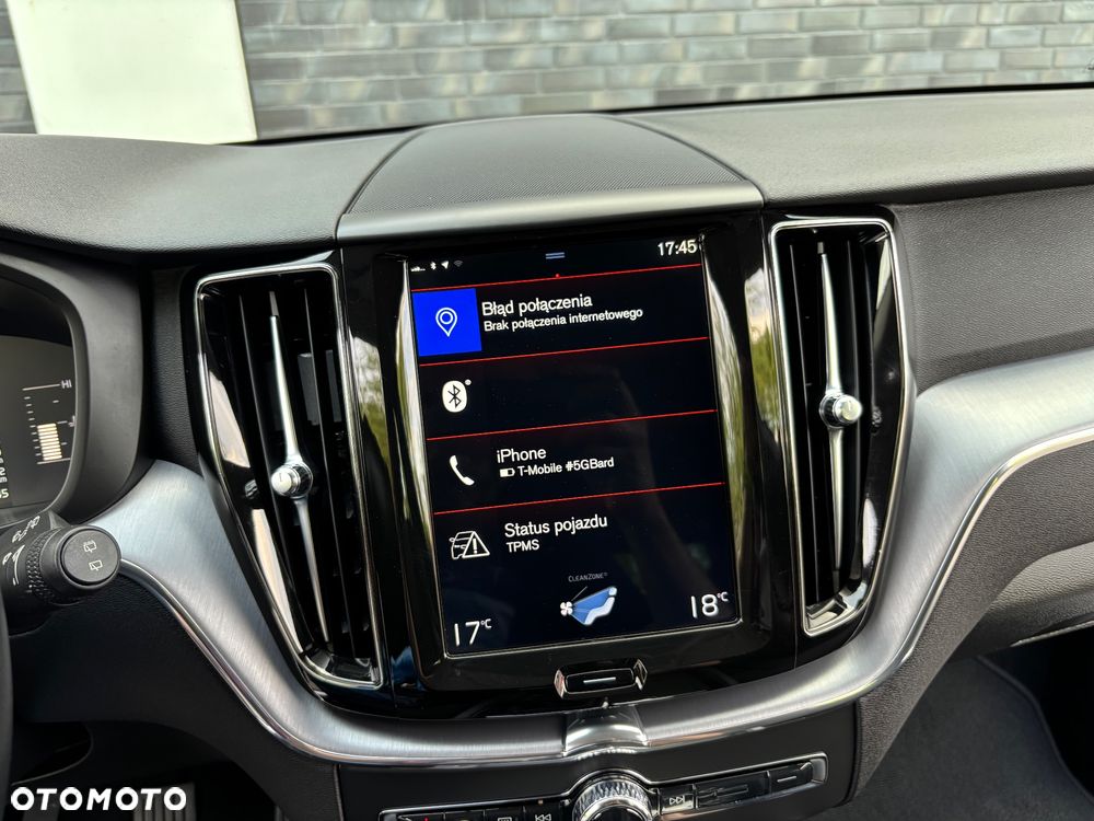 Volvo XC 60 D3 Momentum - 8