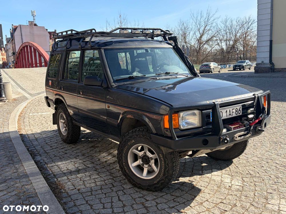 Land Rover Discovery - 1