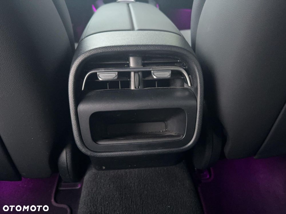 Mercedes-Benz Klasa E - 18