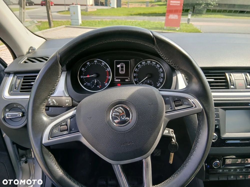 Skoda RAPID 1.2 TSI Ambition - 9
