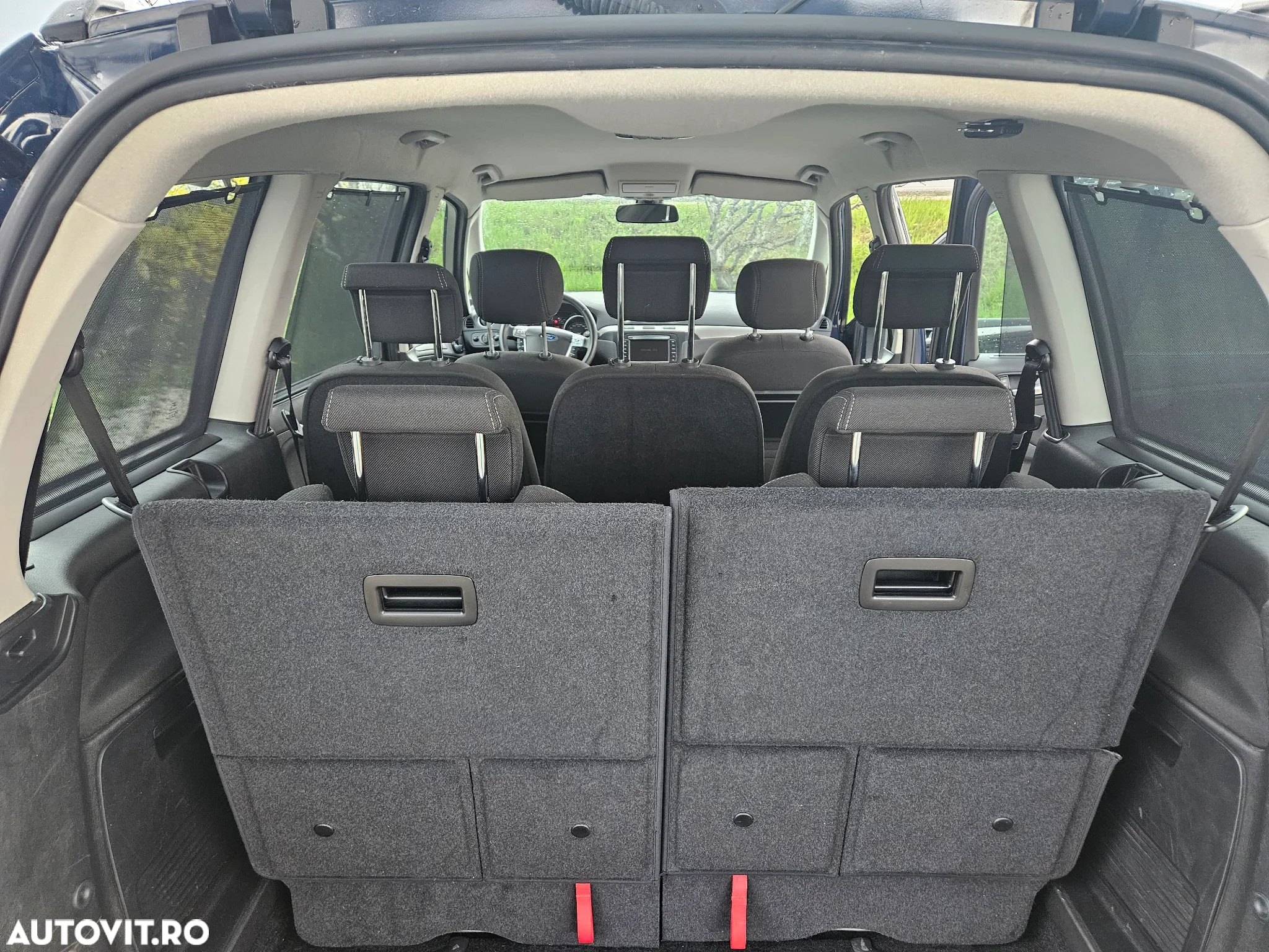 Ford Galaxy 2.0 TDCi DPF Aut. Business Edition - 10